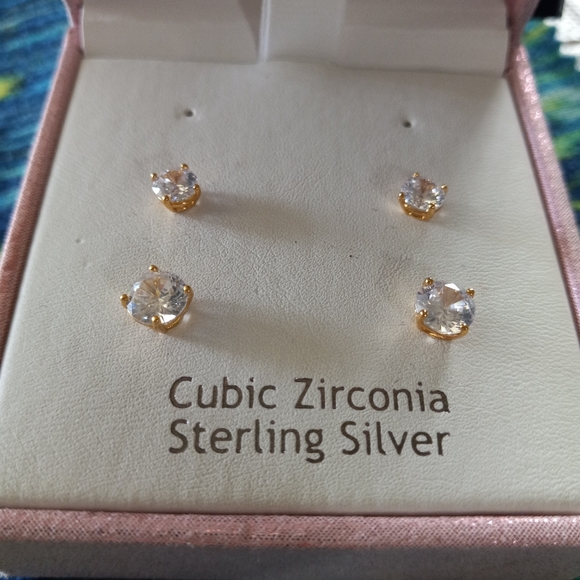 NIB 2 Set Nanette Lepore Cubic Zirconia Stud Earrings Sterling Silver Gold Plate - Picture 6 of 8